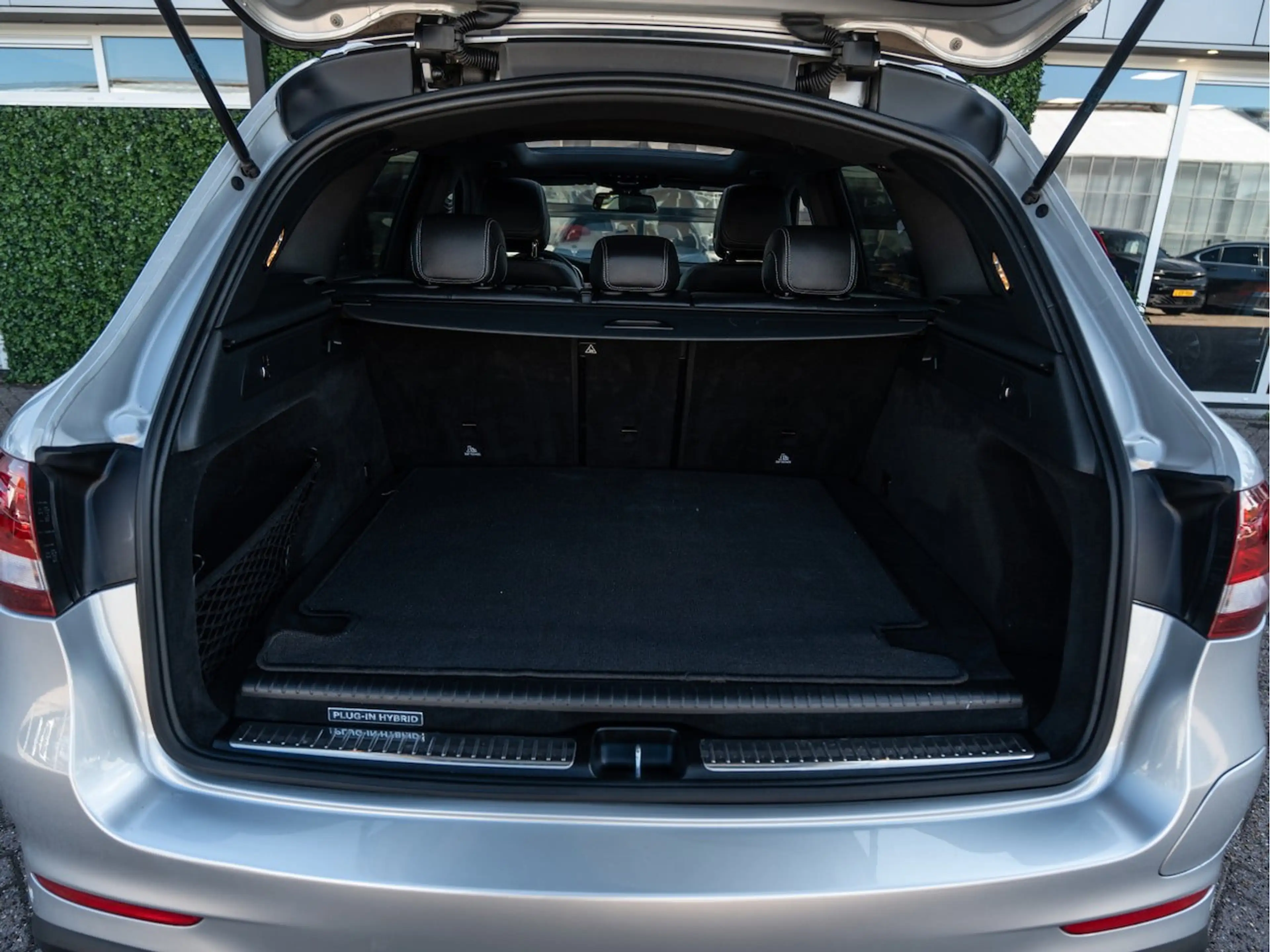Mercedes-Benz GLC 350 350e 4MATIC Premium Plus — photo 13