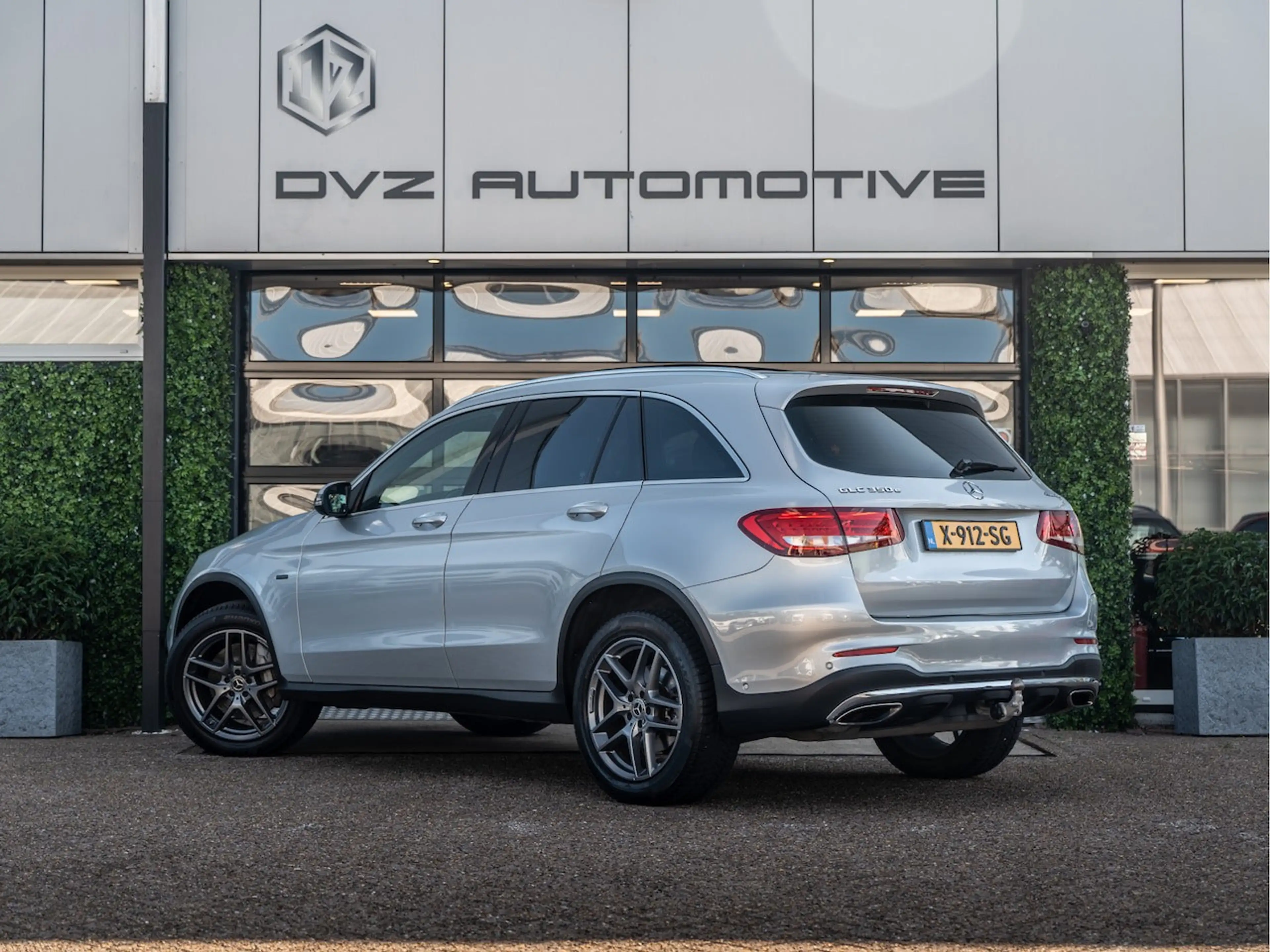 Mercedes-Benz GLC 350 350e 4MATIC Premium Plus — photo 9