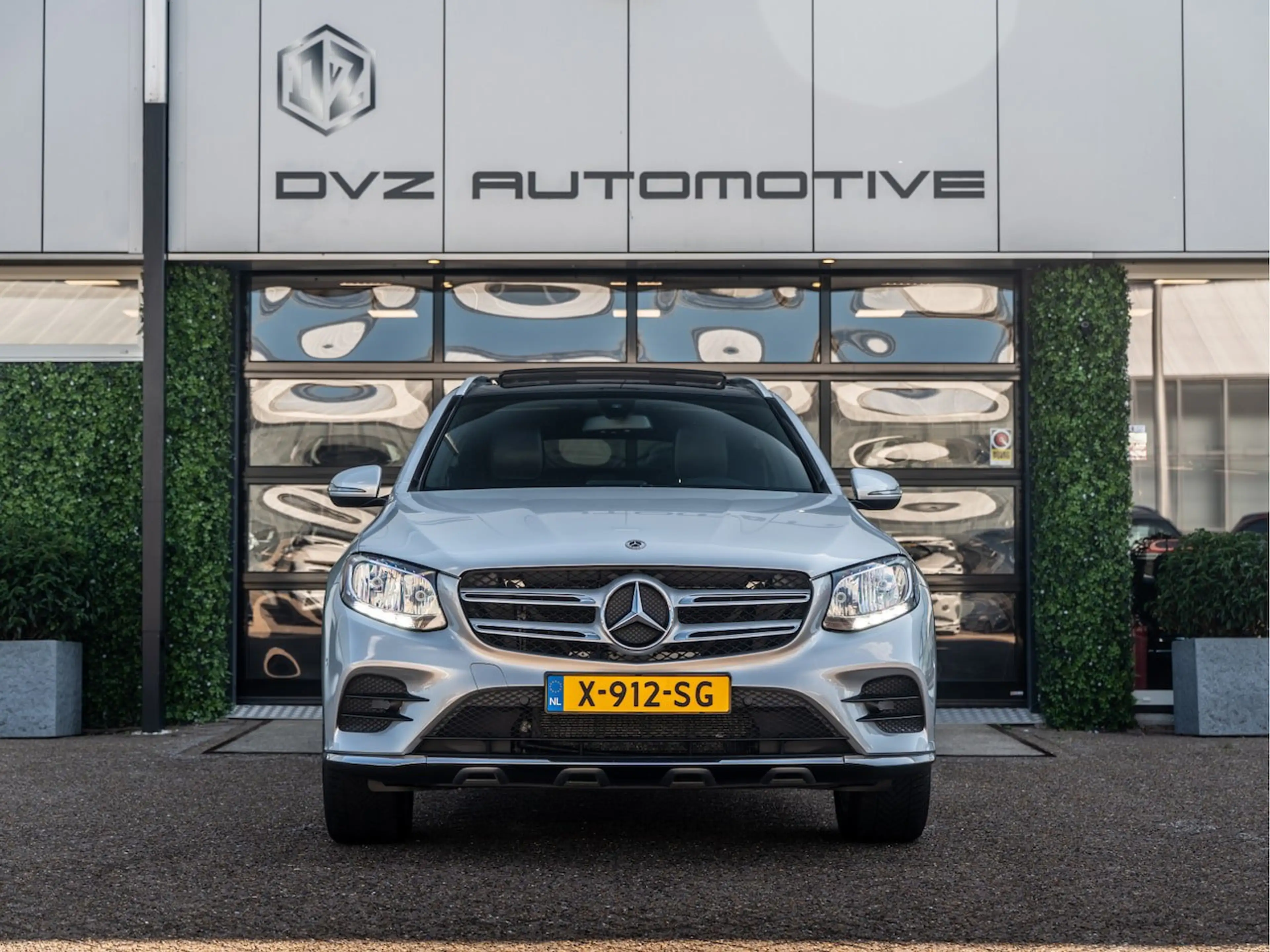 Mercedes-Benz GLC 350 350e 4MATIC Premium Plus — photo 7