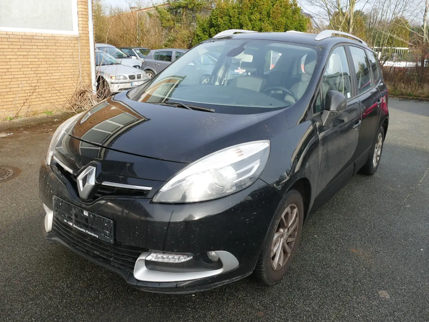 Renault Grand Scenic dCi 110 - Klimaautomatik - Navigation Schwarz - 1