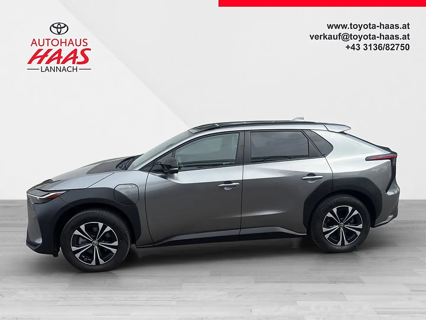Toyota bZ4X BZ4X Allrad Elektro 71,4kWh Comfort Grau - 2