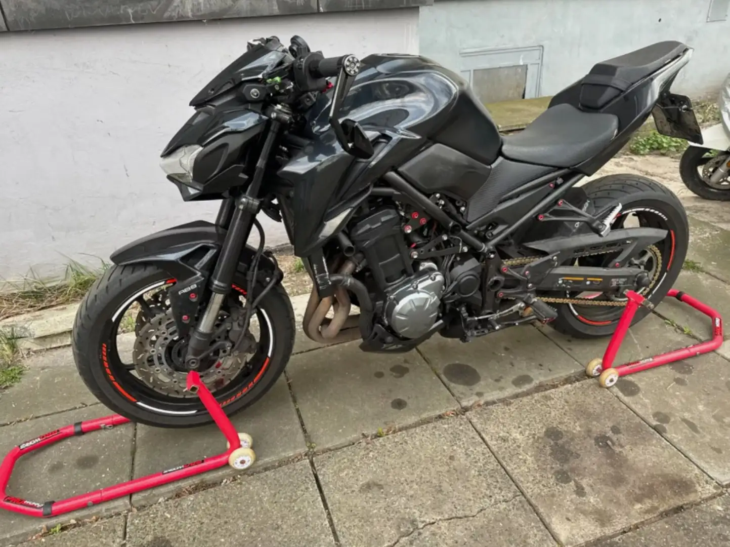 Kawasaki Z 900 Чорний - 1