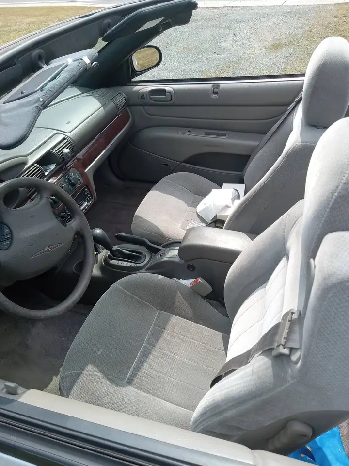 Chrysler Sebring 2001