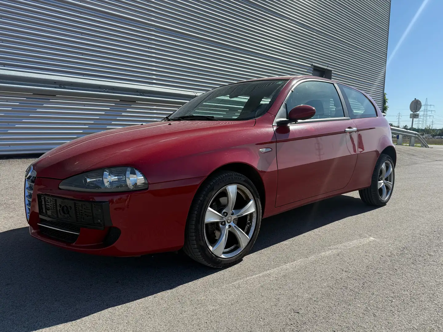 Alfa Romeo 147 1,9 JTDM Progression ID:144 Rot - 2