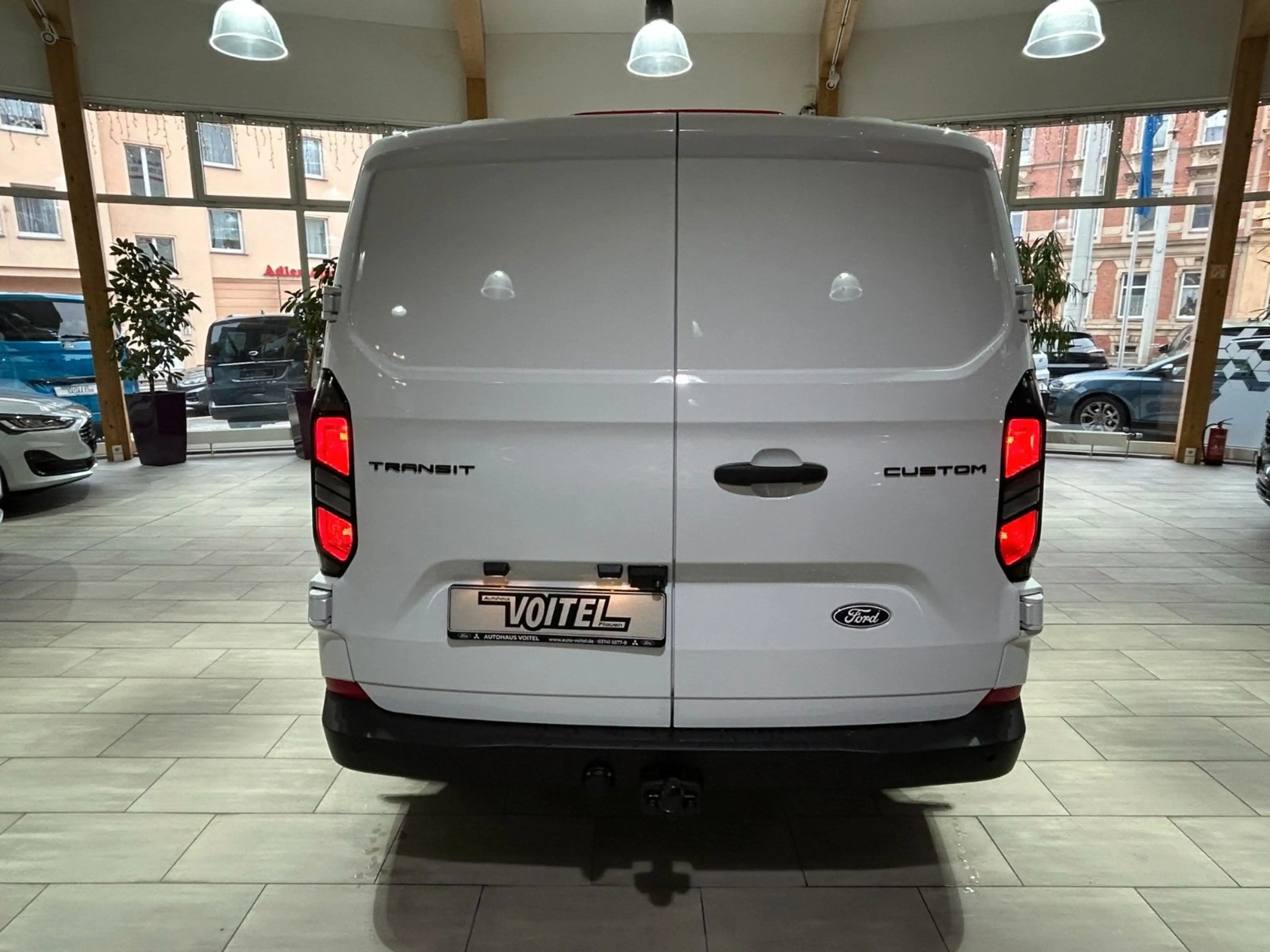 Ford Transit Custom Kasten 320 L2 Trend — photo 6