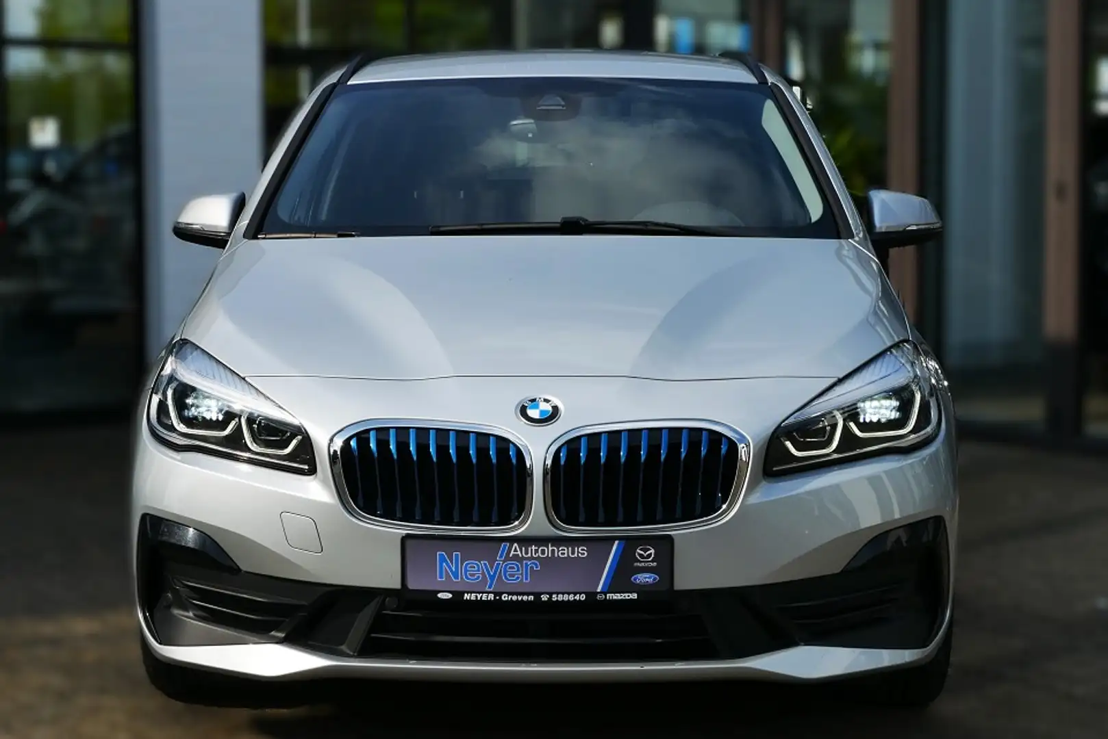 BMW 225 xe Active Tourer Advantage *Navi PDC LED SHZ* Zilver - 2