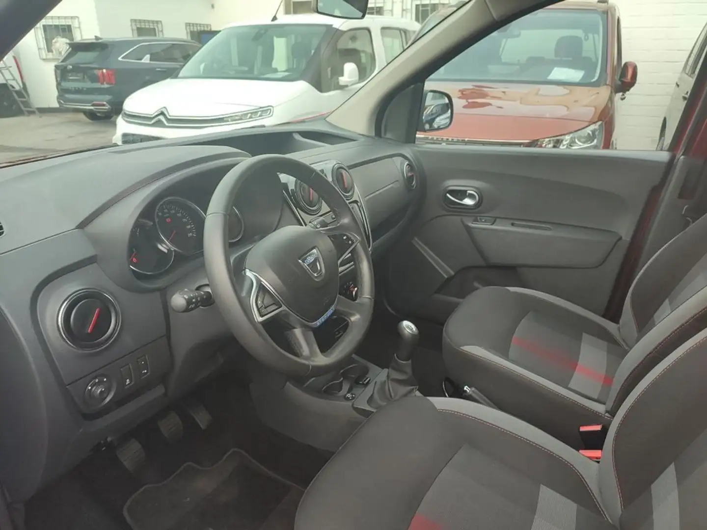 Dacia Dokker Stepway 1.6 8V 110CV GPL Rosso - 2