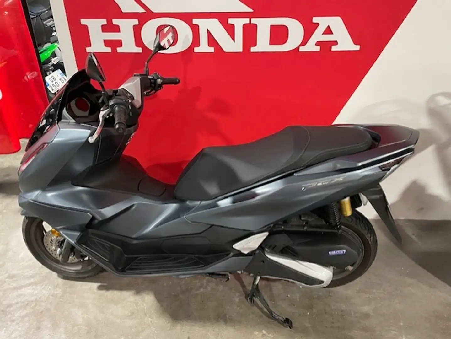 Honda PCX 125 Argent - 2