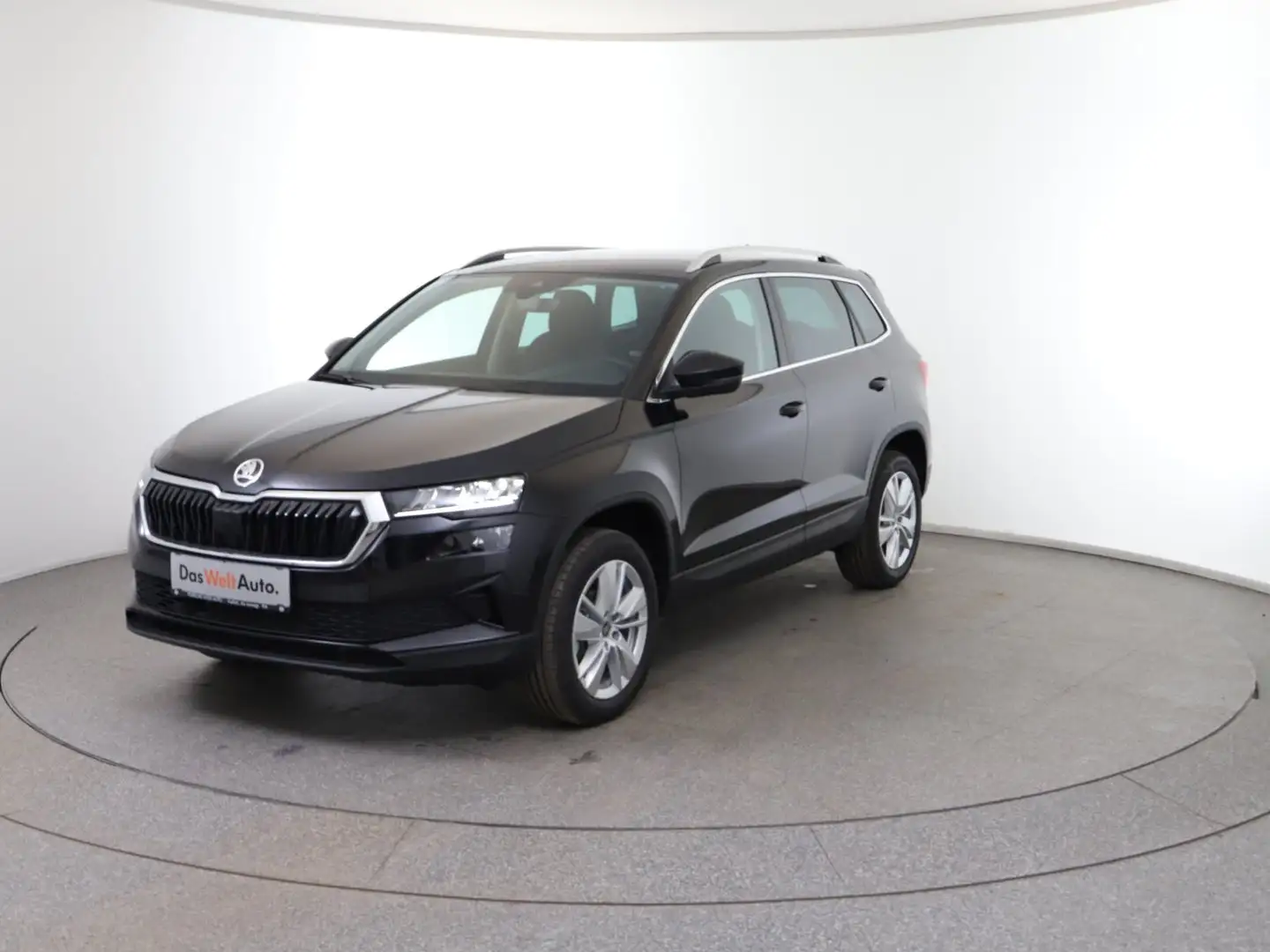 Skoda Karoq Selection TSI DSG ACT Schwarz - 1
