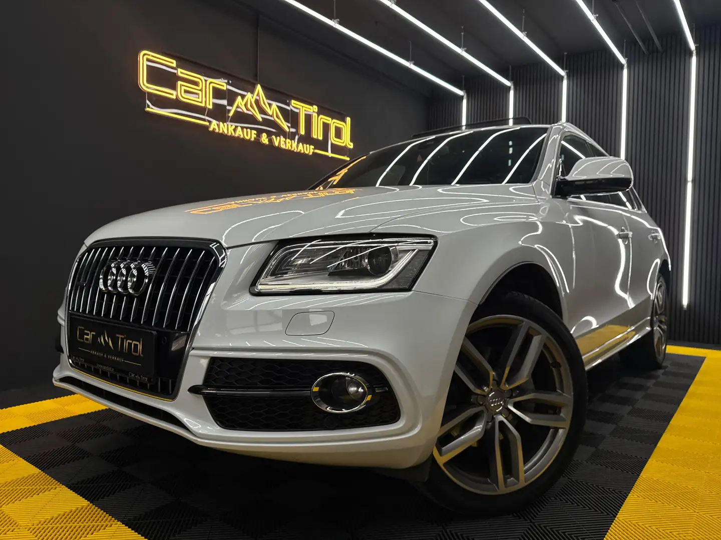 Audi Q5 3.0 TDI quattro PANO*S-Line*Anhängerkupplung Blanc - 1