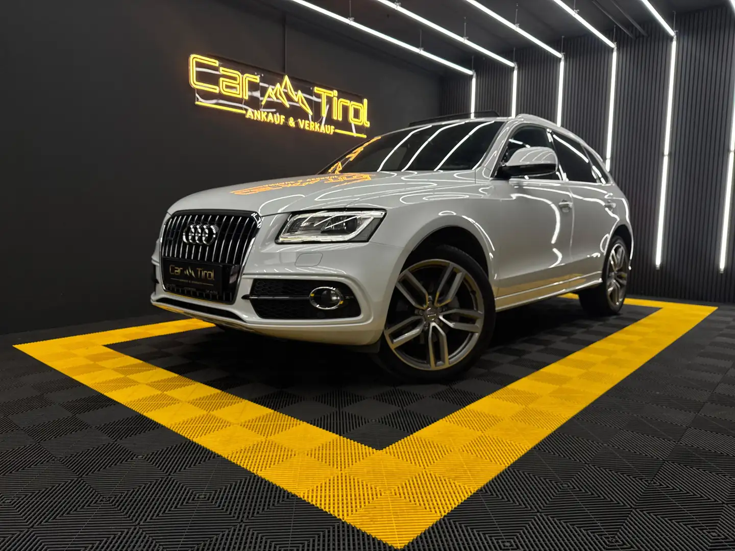 Audi Q5 3.0 TDI quattro PANO*S-Line*Anhängerkupplung Blanc - 2
