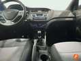 Hyundai i20 1.2 MPI Essence Azul - thumbnail 13