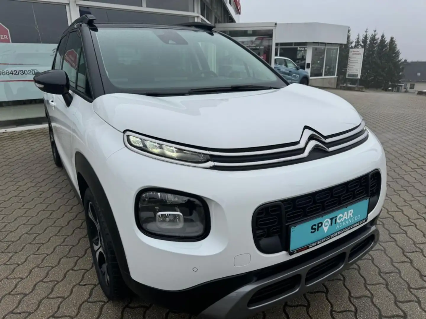 Citroen C3 Aircross PureTech 110 Stop & Start OPF SHINE PACK Weiß - 1