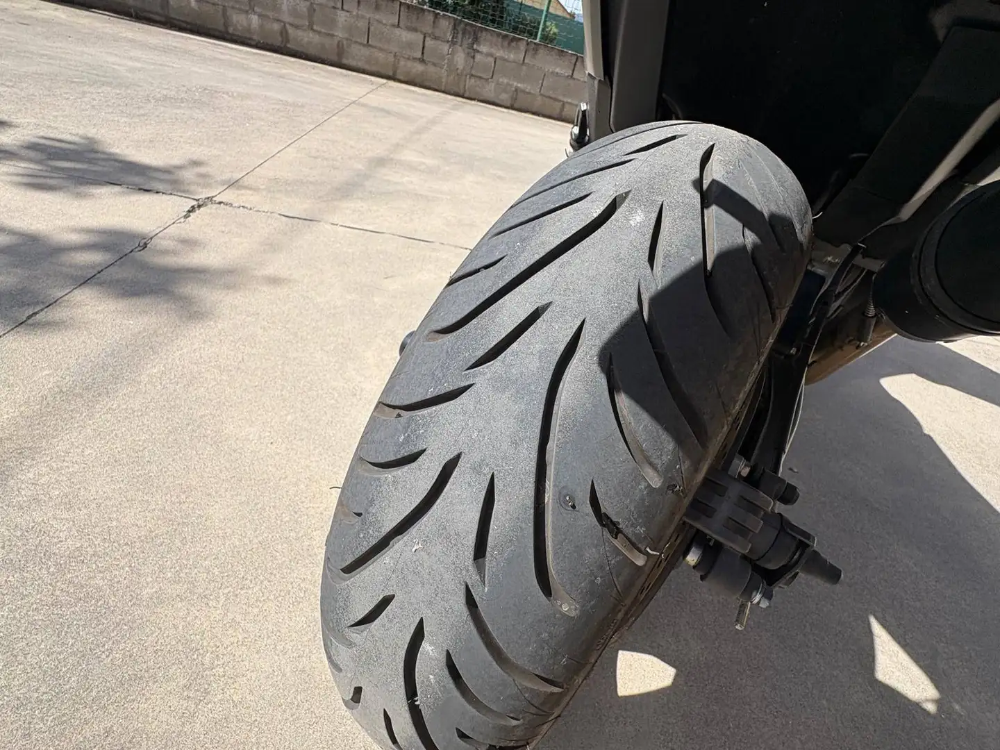 Yamaha TMAX 560 Tech max Verde - 2