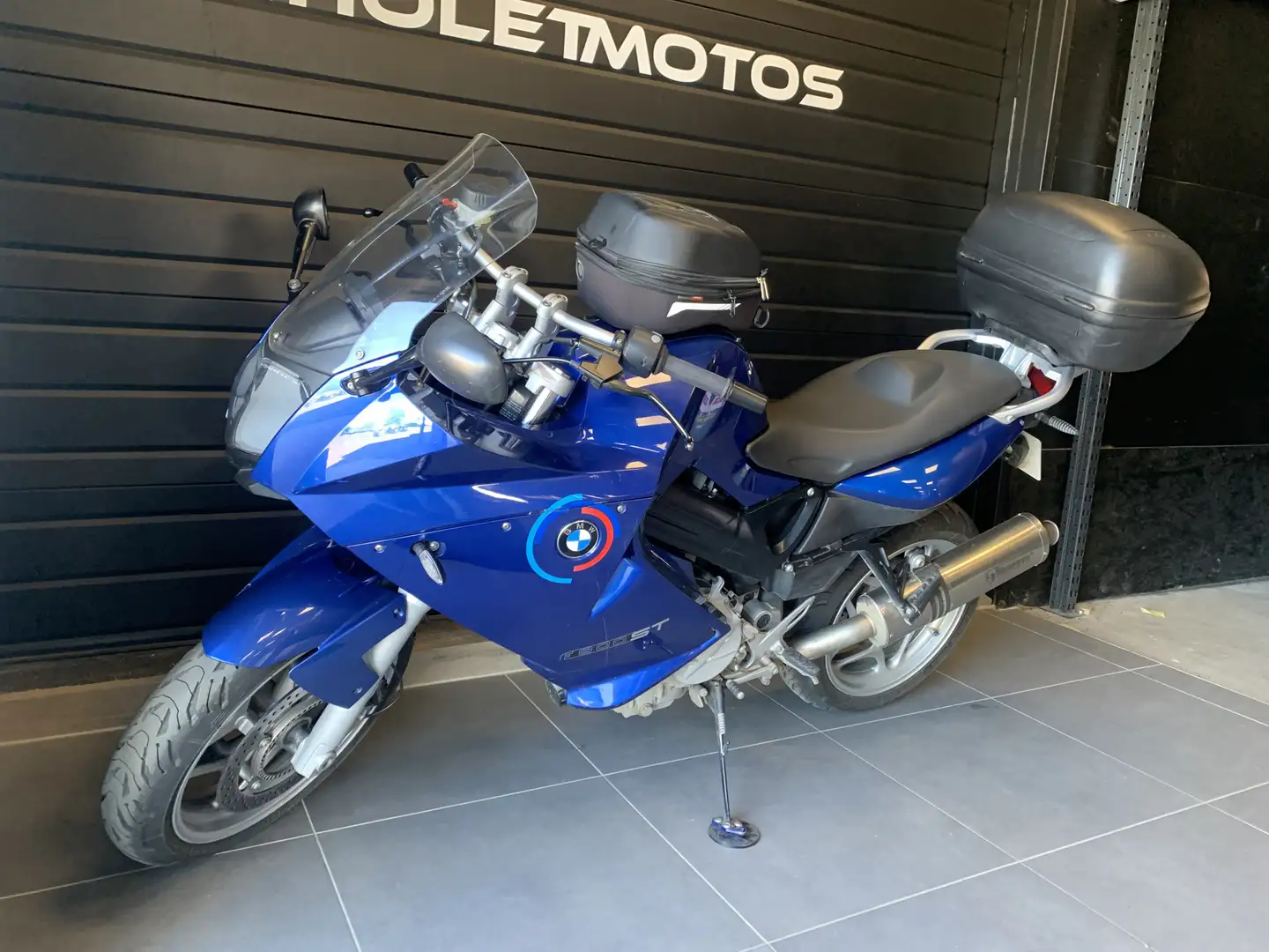 BMW F 800 ST Bleu - 2