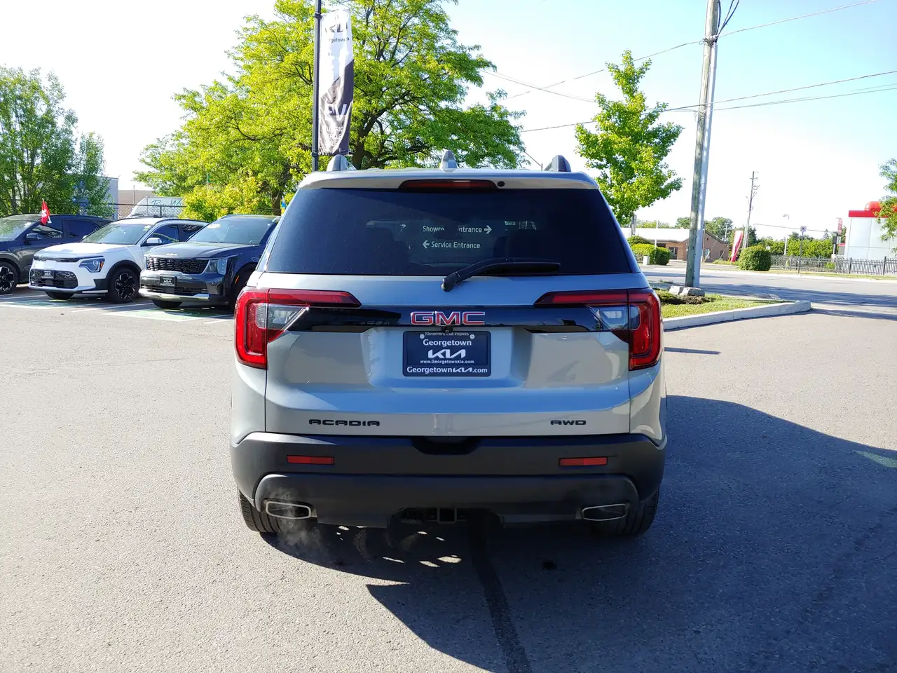GMC Acadia photo GMC Acadia