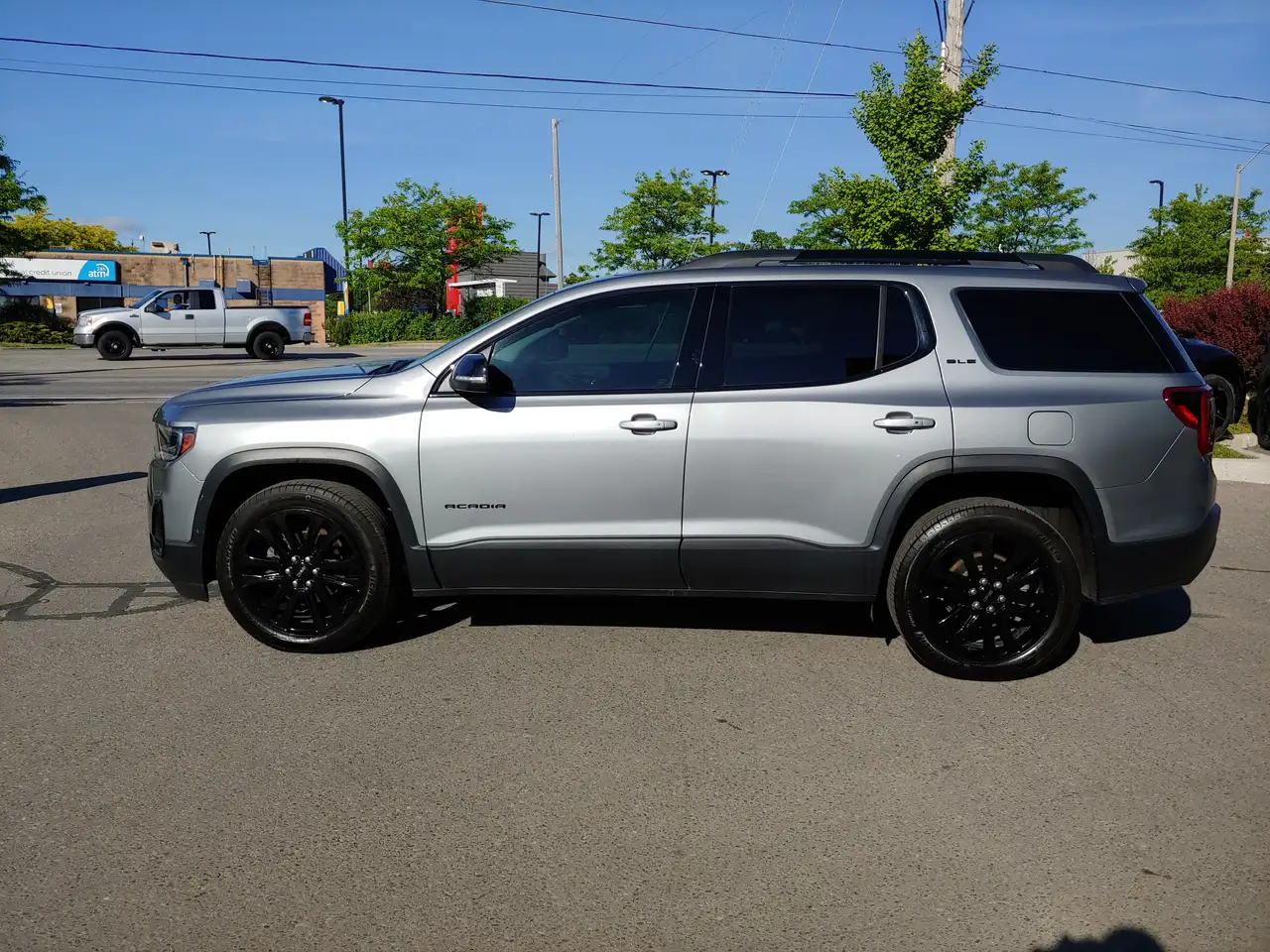 GMC Acadia photo GMC Acadia