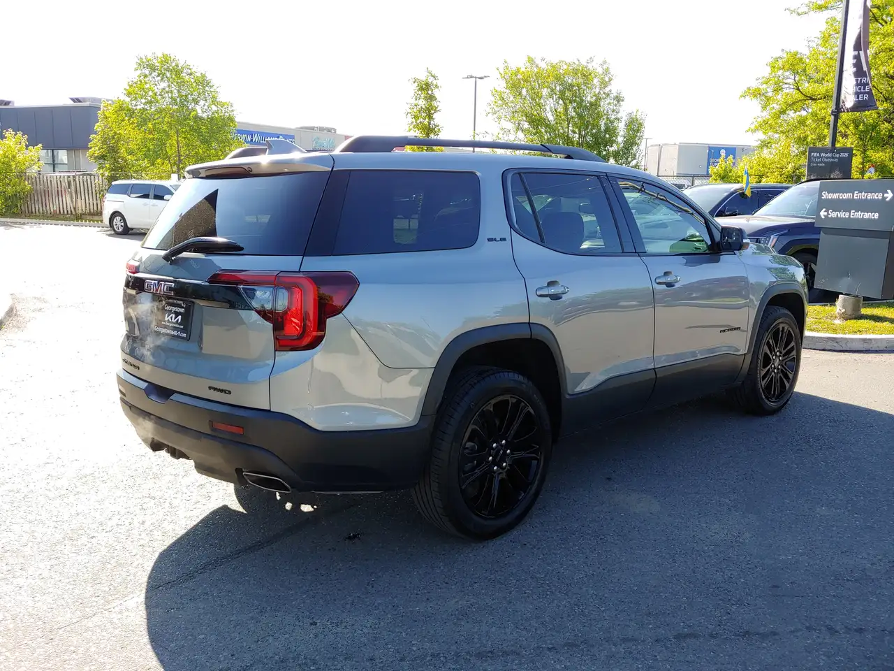 GMC Acadia photo GMC Acadia