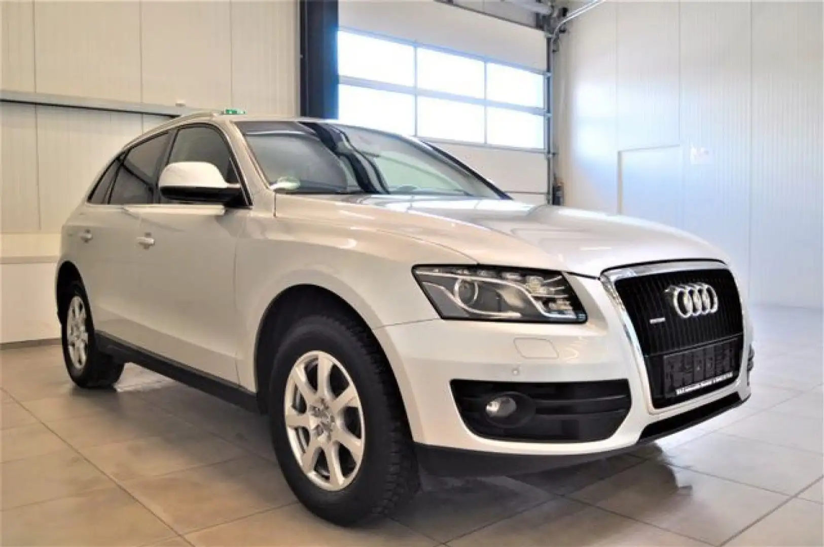 Audi Q5 3.0 TDI quattro / PANO/ NAVI / XENON / STHZG Argintiu - 2