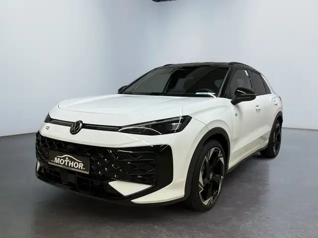 Volkswagen T-Roc view 2