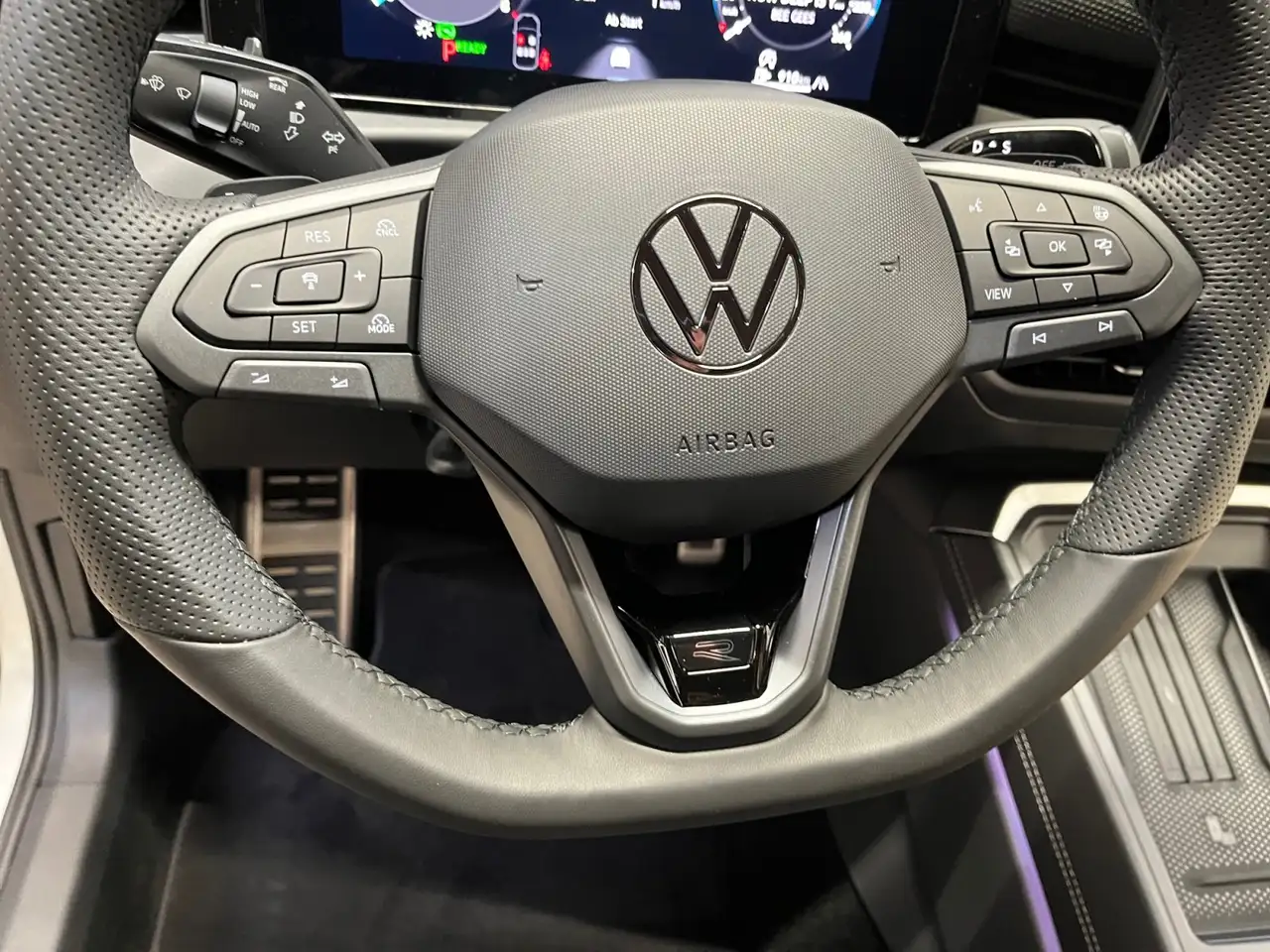 Volkswagen T-Roc R-Line 1.5l eTSI DSG 360° Umgebungskamera 21