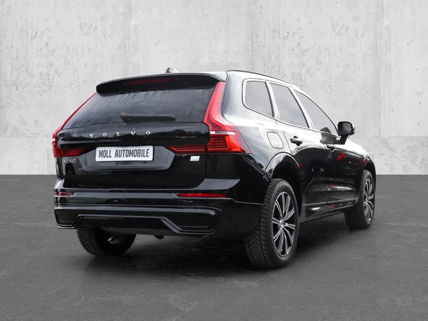 Volvo XC60 Plus Dark Recharge Plug-In Hybrid AWD T8 Twin Engi Schwarz - 2