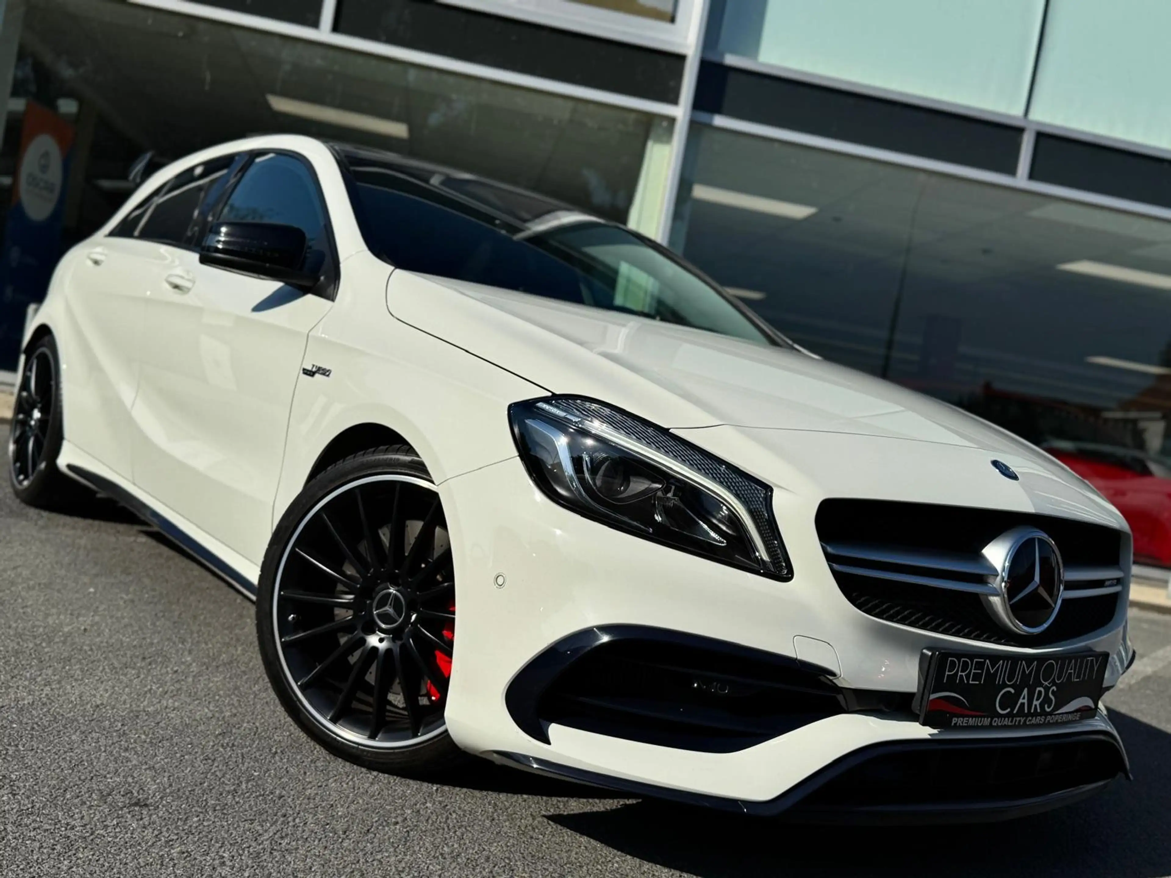 Mercedes-Benz A 45 AMG 4-Matic / FACELIFT / AERO PACK * 1ST OWNER * PANO — photo 6