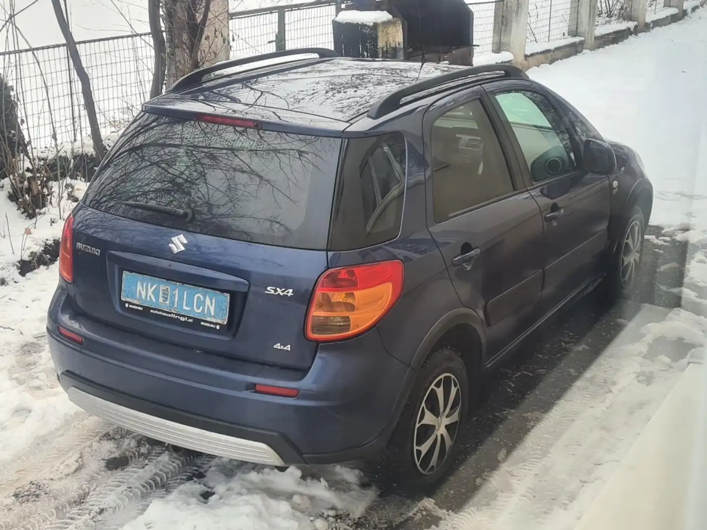 Suzuki SX4 SX4 1,9  4WD Blau - 2