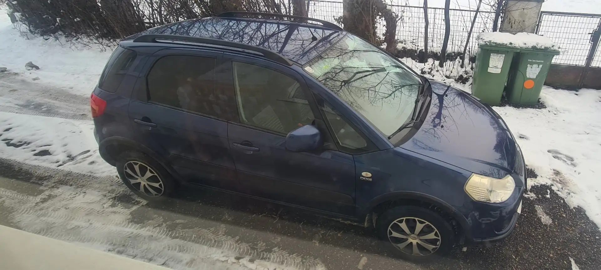 Suzuki SX4 SX4 1,9  4WD Blau - 1
