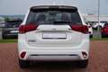 Mitsubishi Outlander 2.4 Plug-in Hybrid 4WD AWD DAB Kamera Weiß - thumbnail 4