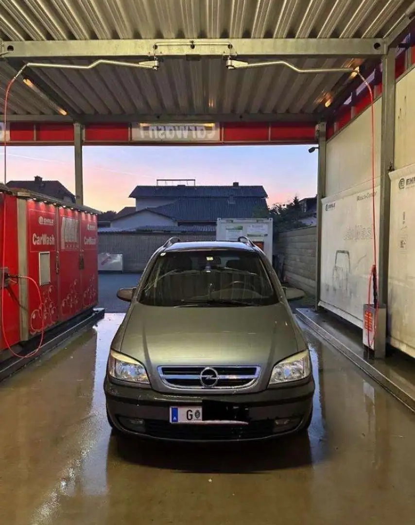 Opel Zafira Zafira Comfort 2,2 16V DTI Comfort - 1