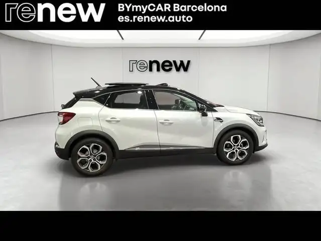Renault Captur view 2