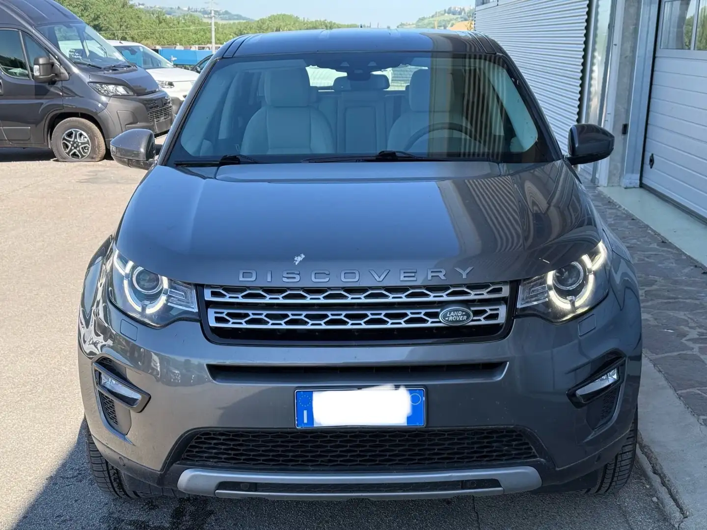Land Rover Discovery Sport Discovery Sport 2.0 TD4 150 CV HSE Luxury Szürke - 2