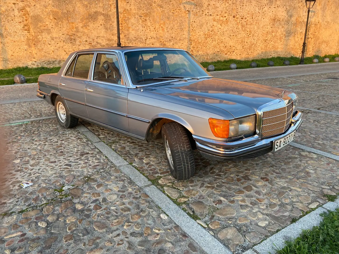 Mercedes-Benz 450 Grau - 2