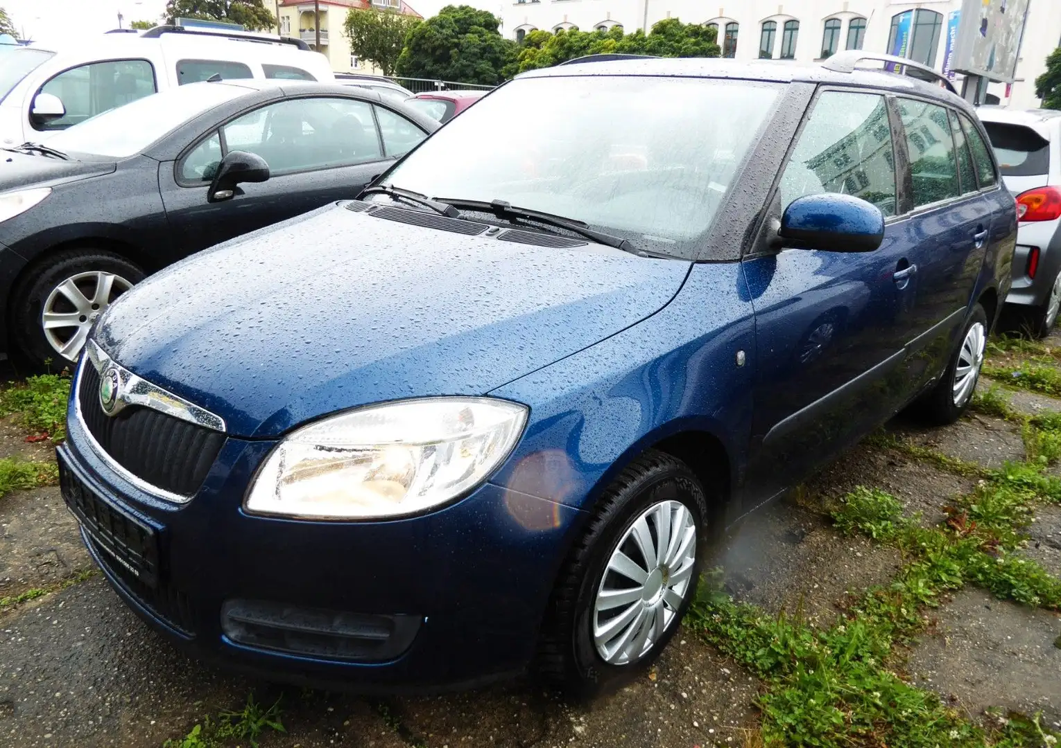 Skoda Fabia Combi 1.6i Klima, Tempom. BC, Allwetter,E4 Albastru - 1