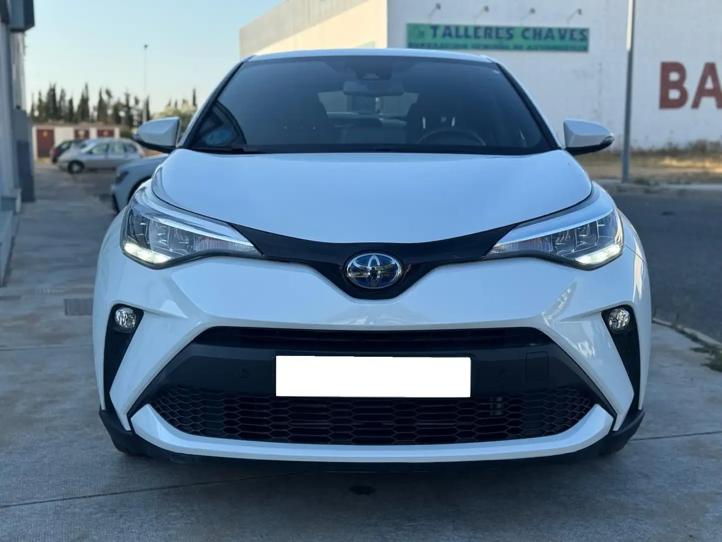 Toyota C-HR 125H Advance Blanco - 2