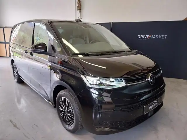 Volkswagen T7 Multivan Life LONG