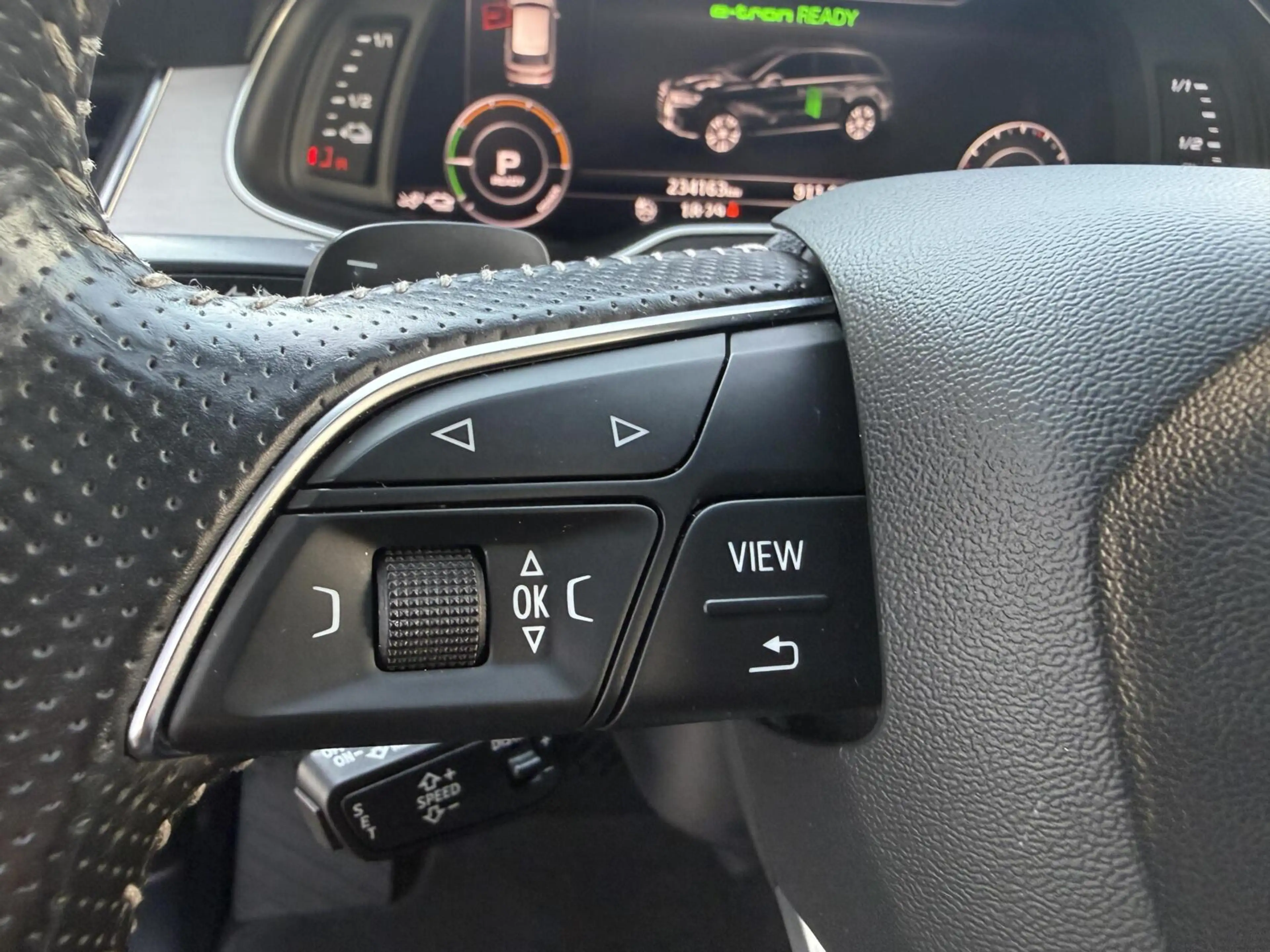Audi Q7 e-tron 3.0 TDI Quattro LUCHTV/PANO/HEAD-UP *ALL-IN PRIJS* — photo 27