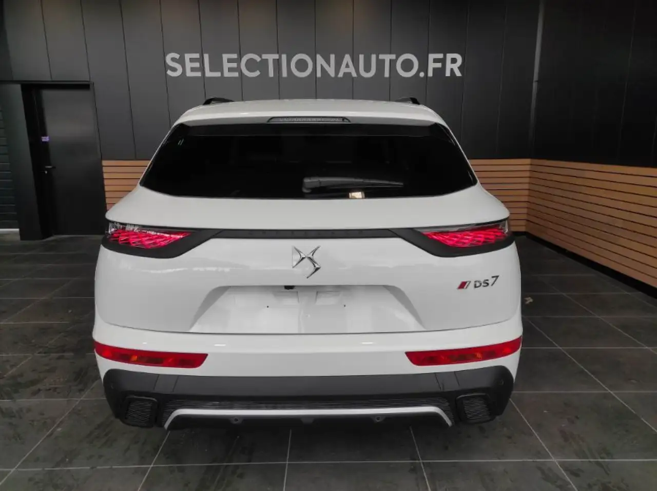 DS Automobiles DS 7 Crossback 2021