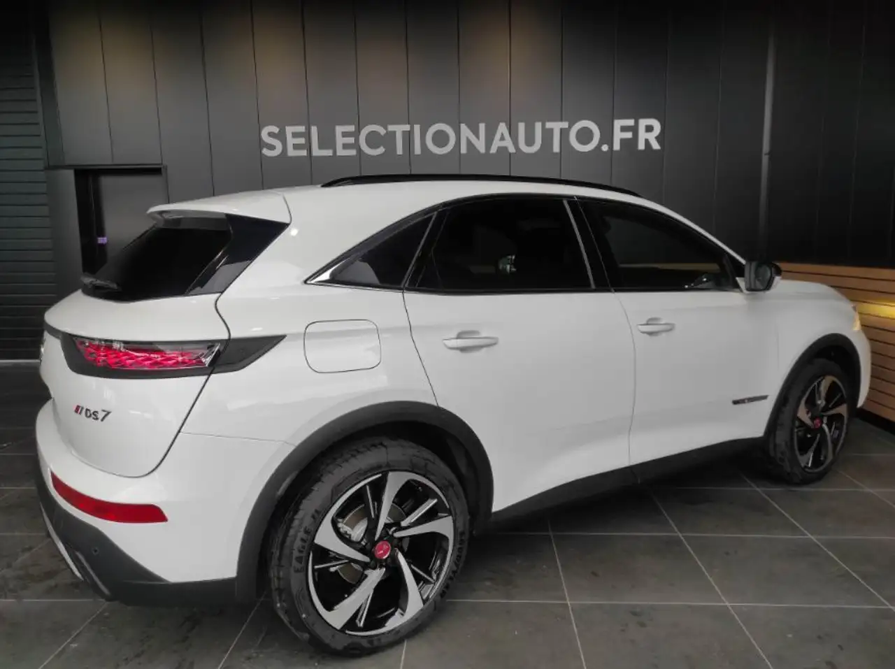 DS Automobiles DS 7 Crossback 2021