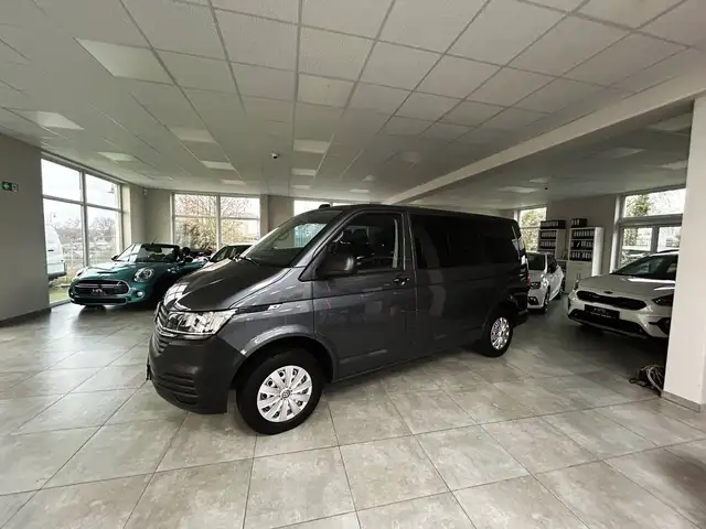 Volkswagen T6 Kombi FWD 9-Sitzer/Kamera/AHK