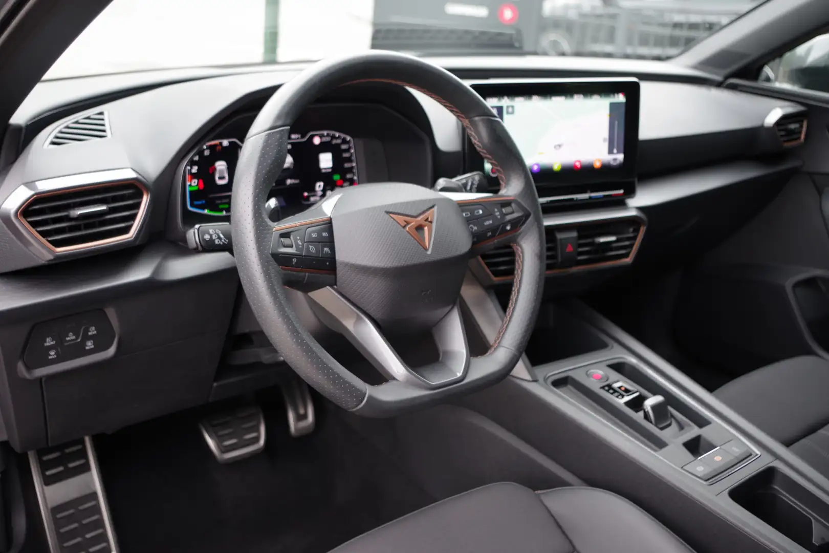 CUPRA Leon 1.4 e-Hybrid VZ 245 PK Adrenaline PHEV, Stoelverwa Grijs - 2