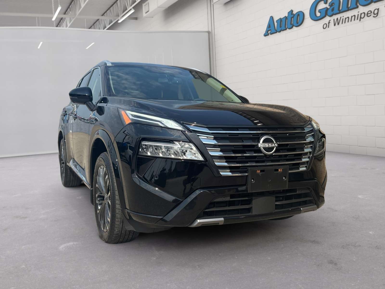 used 2024 Nissan Rogue car, priced at $32,748