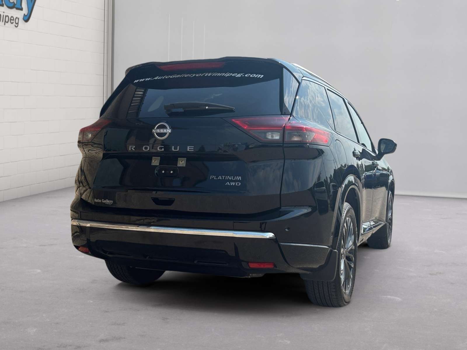 used 2024 Nissan Rogue car, priced at $32,748