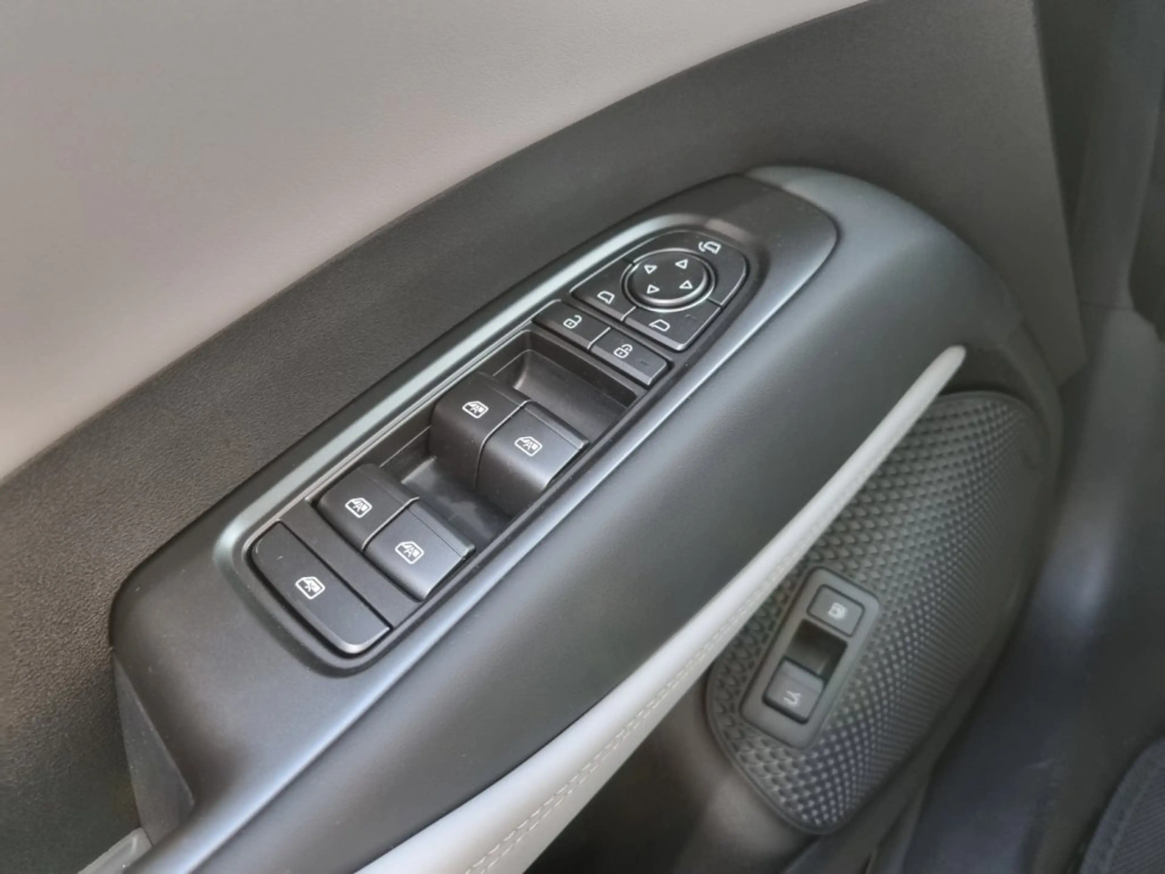 BYD Seal 6 DM-i Touring Comfort — photo 7