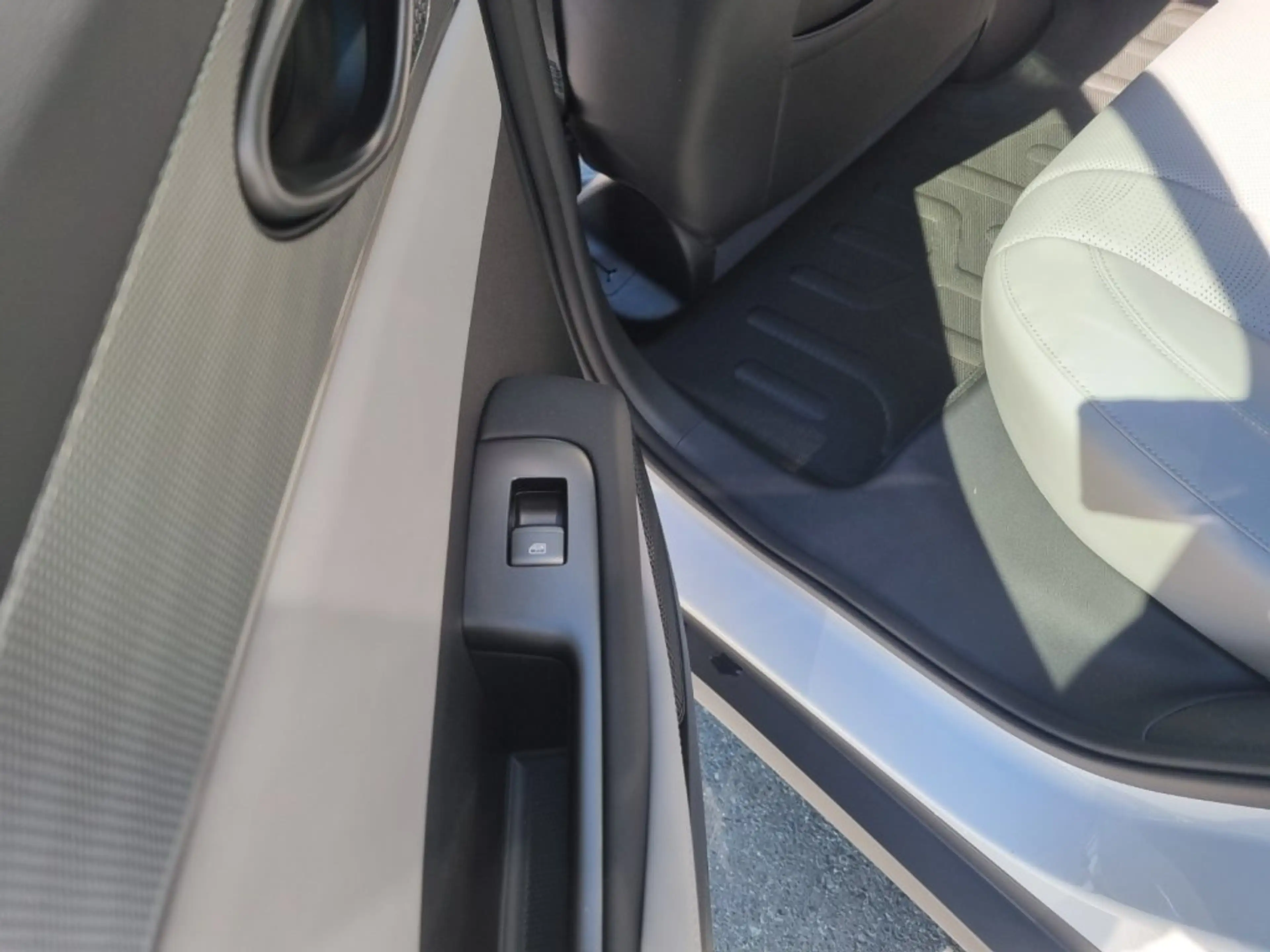 BYD Seal 6 DM-i Touring Comfort — photo 14