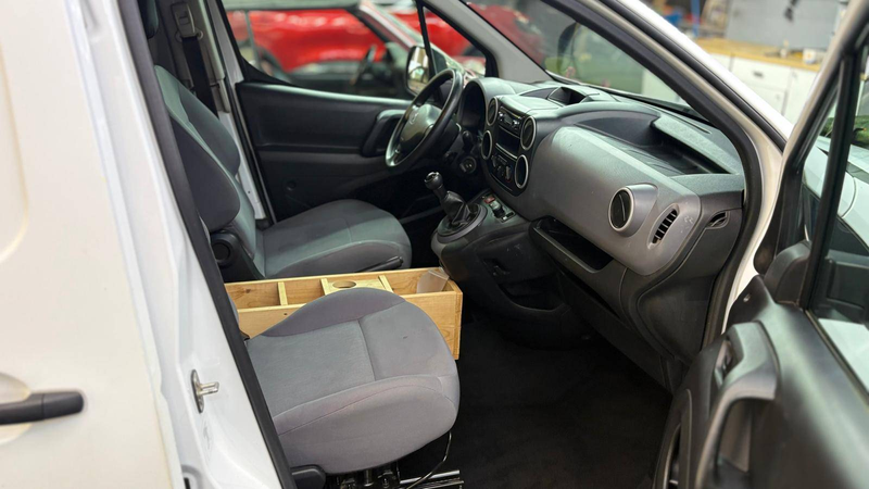 Peugeot Partner Partner 1.6 Hdi bj. 2016 Euro 6 — photo 12