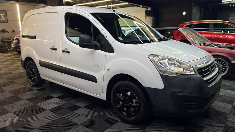 Peugeot Partner Partner 1.6 Hdi bj. 2016 Euro 6
