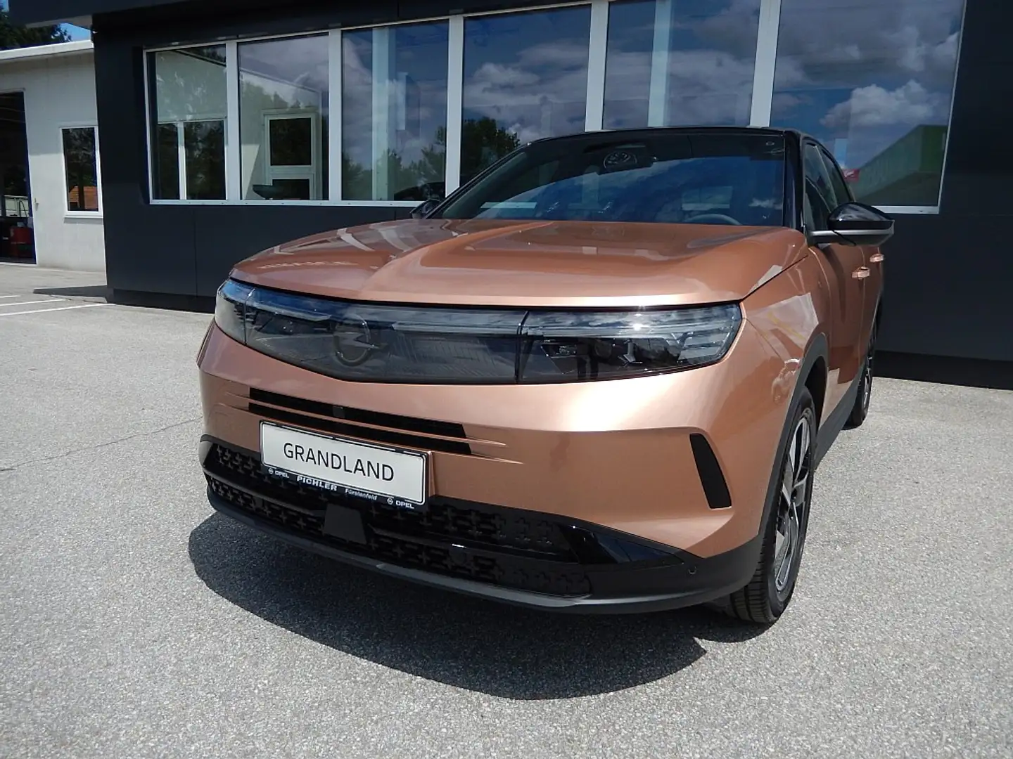 Opel Grandland 1.2 MHEV GS Aut. - 1