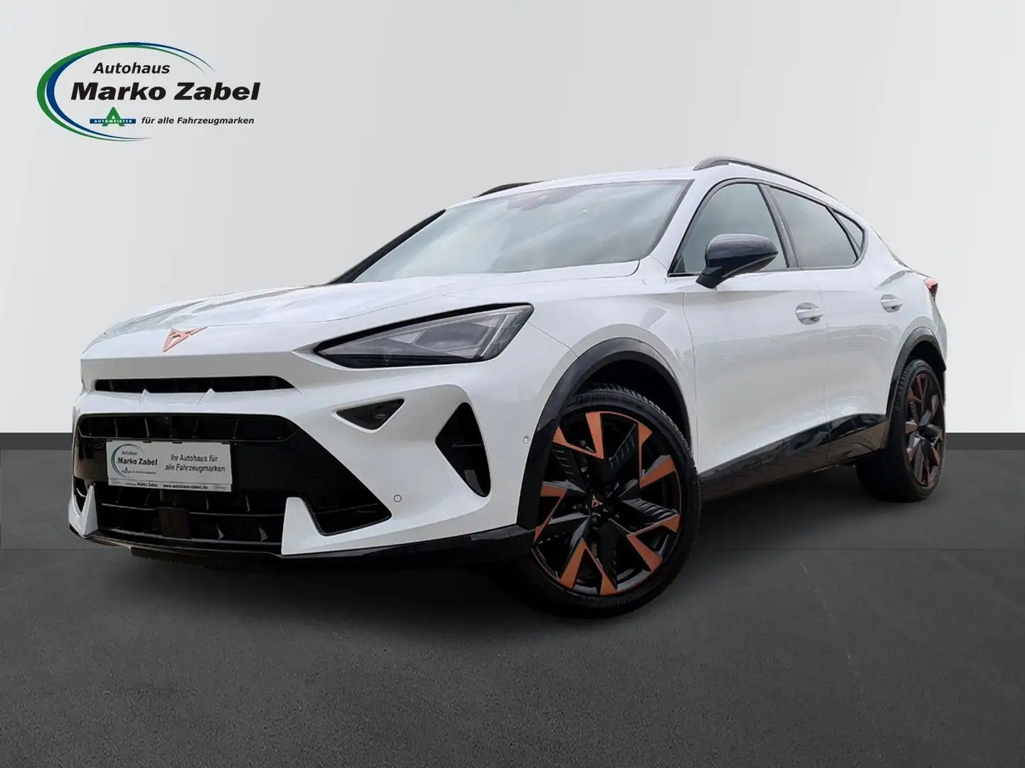 CUPRA Formentor VZ 2.0 TSI/333 PS Allrad Pano AHK/-24% Blanc - 1